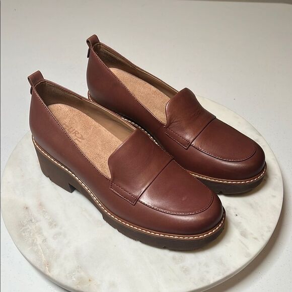 NATURALIZER Darry Lug Sole Loafer shoes